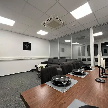 Simplex Am Schwabentorring דירה *